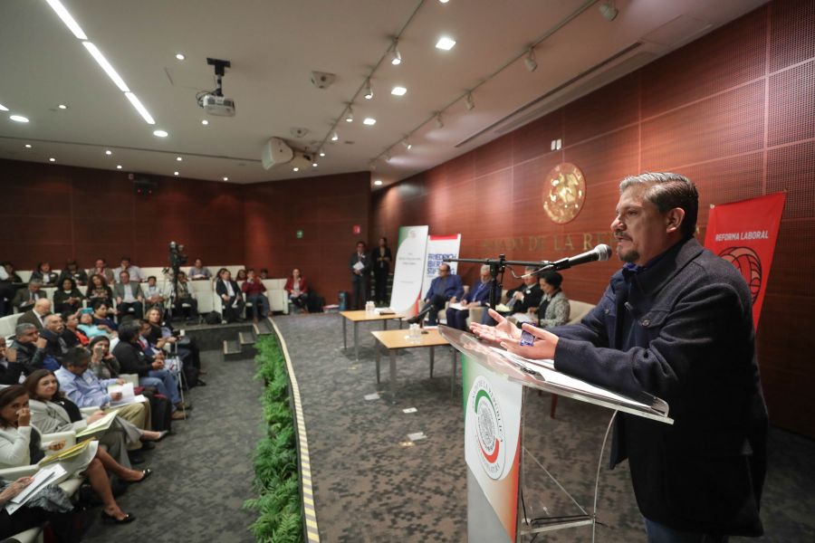 Substituyen a senadores, revela Fern&aacute;ndez Fuentes