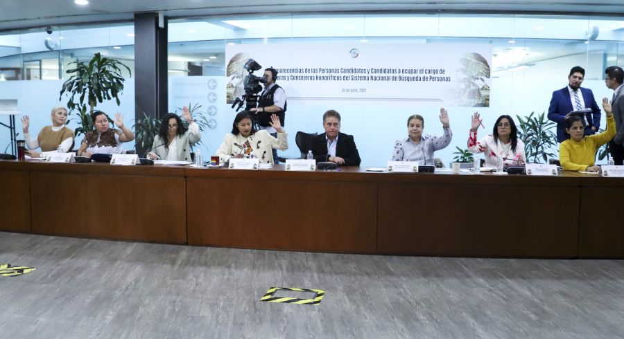 Refuerzos a la b&uacute;squed de personas